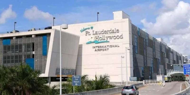 Fort-Lauderdale–Hollywood-International-Airport-–-FLL-Terminal