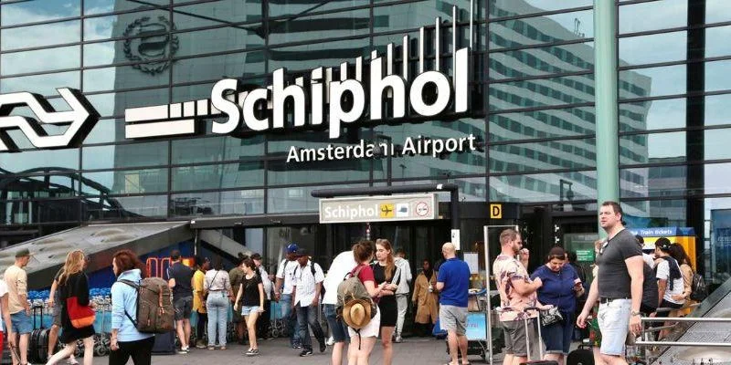 Schiphol Amsterdam Airport- AMS Terminal