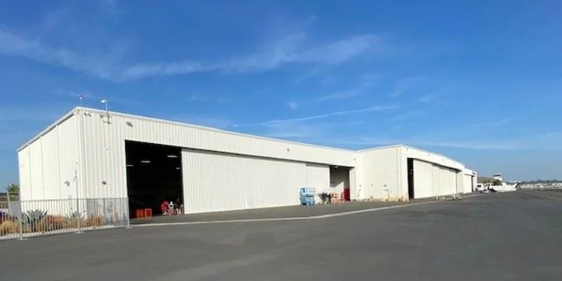 Hawthorne Municipal Airport - HHR Terminal