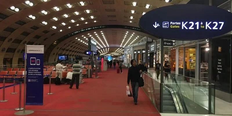 Emirates Airlines CDG Terminal