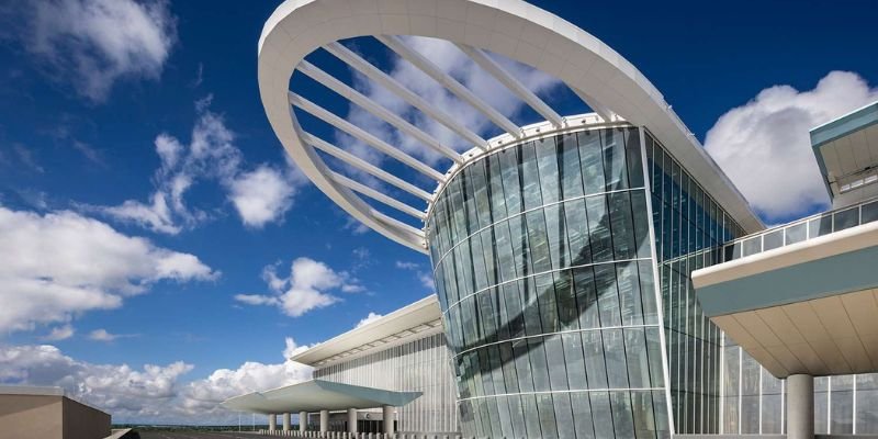 Emirates Airlines MCO Terminal