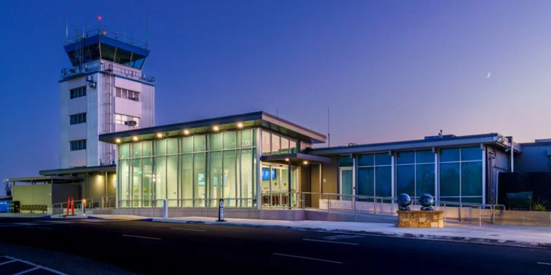 Aeroregional Airlines STS Terminal