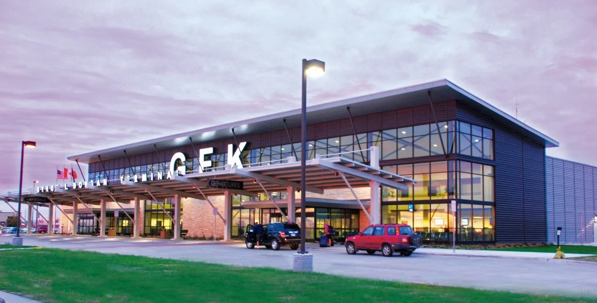 Endeavor Air GFK Terminal