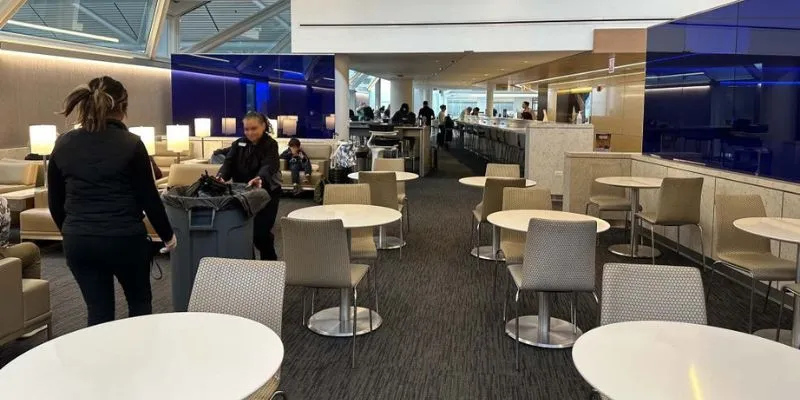 United Lounge Layout and Design