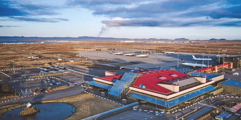 Emirates Airlines KEF Terminal
