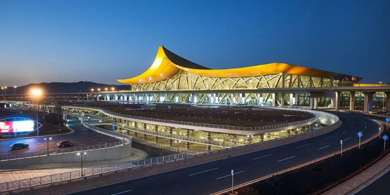 Emirates Airlines KMG Terminal