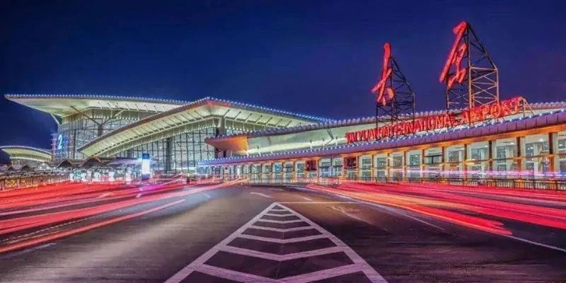 Emirates Airlines TYN Terminal